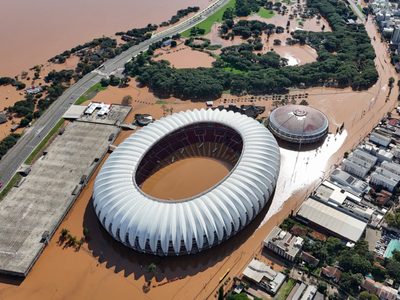 Estas son las impresionantes imágenes de estadios brasileños tras las inundaciones (Video)