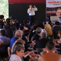 Ebrard reitera su propuesta de debates entre precandidatos de Morena y reta a Sheinbaum