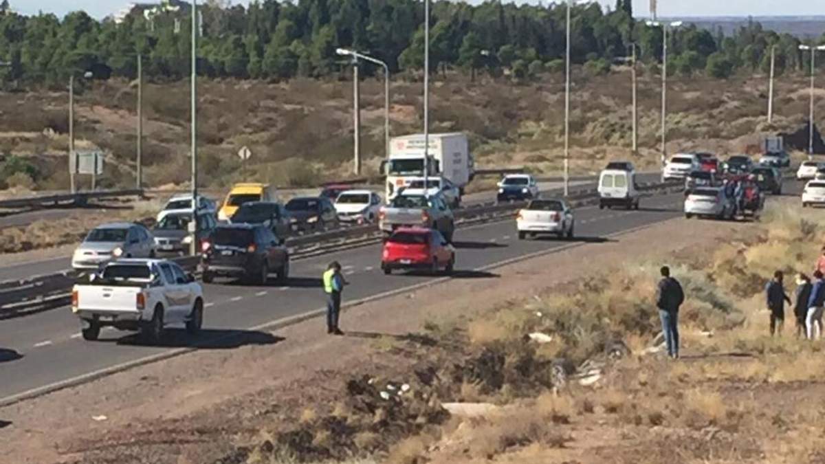 Choque en cadena interrumpe el tránsito en la ruta 7. Fuente: (Twitter)