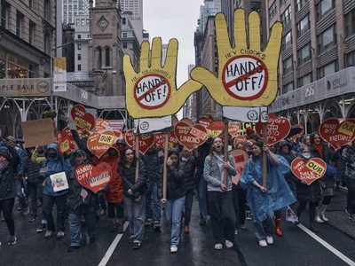 “Manos fuera”: protestas masivas contra Trump en EU