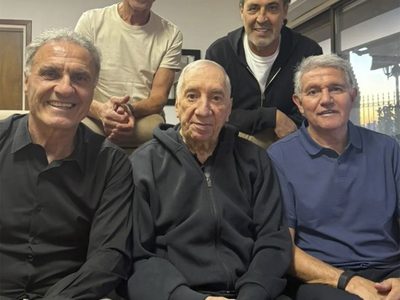 4 campeones del Mundo de 1986 fueron a visitar a Carlos Bilardo
