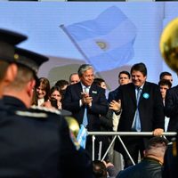 Desfile del 9 de Julio: "Para ordenar el Estado hay que eliminar lo innecesario, no lo necesario"