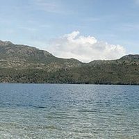 El lago de la Patagonia que pocos conocen y es tan transparente que se ve el fondo a 8 metros: dónde queda