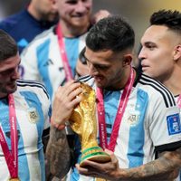 Lo quiere convencer: Leandro Paredes busca que este campeón del mundo juegue en Boca