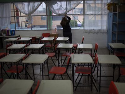 Fallece por covid-19 directora de escuela en Ensenada