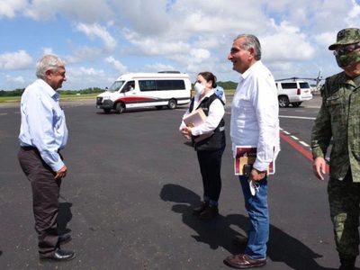 AMLO cancela gira a Nayarit y Sinaloa para atender inundaciones en Tabasco