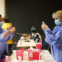 A partir de hoy se aplicará el tercer refuerzo de la vacuna contra el coronavirus