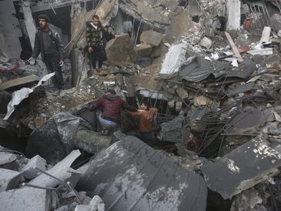 Milicianos palestinos matan en emboscada a nueve soldados israelíes