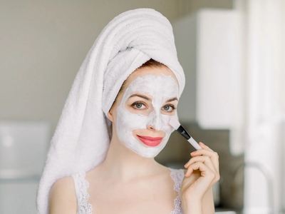 Con solo 1 ingrediente fácil de conseguir, la mascarilla que te ayudará a tener una linda piel y reducir las manchas