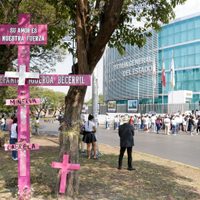 “Ley Monzón” es aprobada en Puebla; quita la patria potestad a los feminicidas