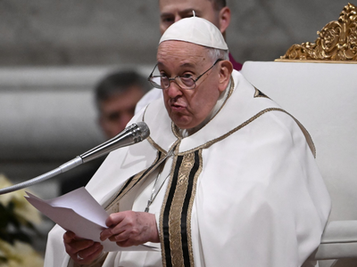 El Papa Francisco "pasó la noche tranquilo" y ya cumple tres semanas internado