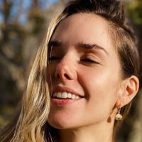 "Batería baja": el desopilante video de Julieta Nair Calvo sobre la cuarentena