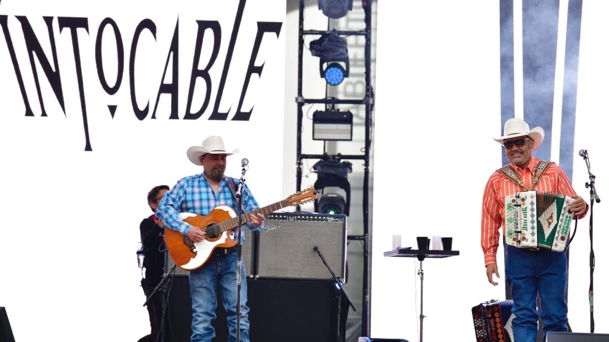Presentación de Intocable