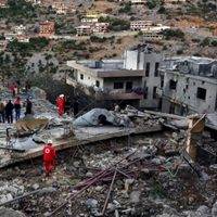 Israel bombardea edificios residenciales en Beirut