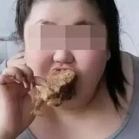 Muere una streamer de “mukbang” durante una transmisión en vivo por el exceso de comida