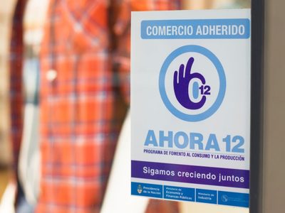 Ahora 12: las operaciones crecieron y el Gobierno planea incrementar los límites de crédito