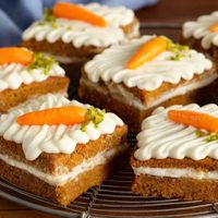 Carrot Cake mitad Cheesecake en versión fit: para disfrutar de un rico dulce en estas tardes tan frías