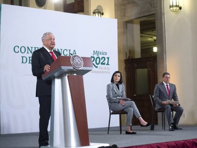 AMLO revira a Vargas Llosa sobre reelección: "No me conoce bien, tengo convicciones"