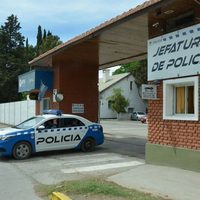 Un efectivo de la Policía de Neuquén le salvó la vida a una bebé