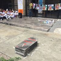 'Toman” Congreso y exigen se atiendan demandas de enfermeras huelguistas en Chiapas