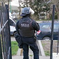 Secuestraron armas y cocaína en allanamientos en San Martín de los Andes