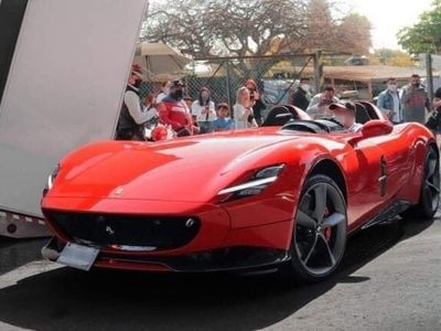 Ferrari es trasladado a Morelos para pagar solamente 672 pesos de verificación