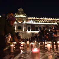 Marcha LGBTIQ+  llega hasta el Zócalo con su clamor de justicia por magistrade Ociel Baena