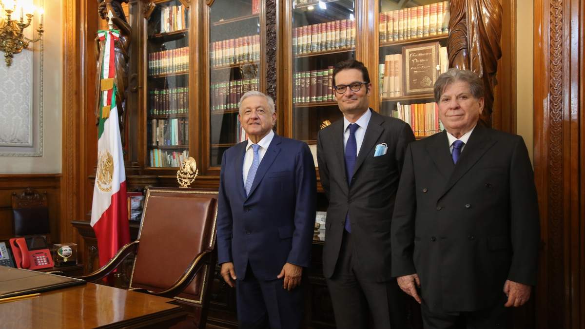Reunión de López Obrador con Francisco González, de Multimedios y con Joseph Oughourlian, presidente del periódico El País