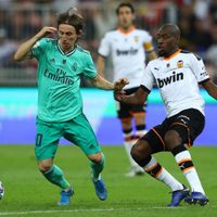 El Real Madrid choca en un partido clave con Valencia