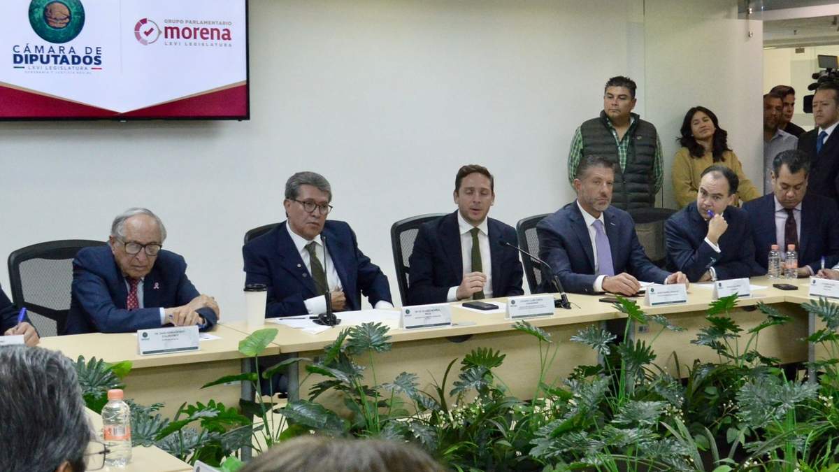 Reunión de diputados y funcionarios de Salud