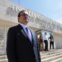 La UIF frena, por ahora, juicio contra prestanombres de Javier Duarte
