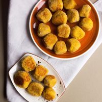 Bolitas de quinoa al curry