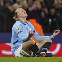 Manchester City remonta y vence 3-1 al Chelsea, mientras el Liverpool sigue como líder general