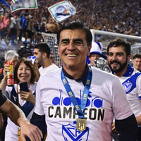 No es Santos: el gigante sudamericano que quiere a Gustavo Quinteros como entrenador
