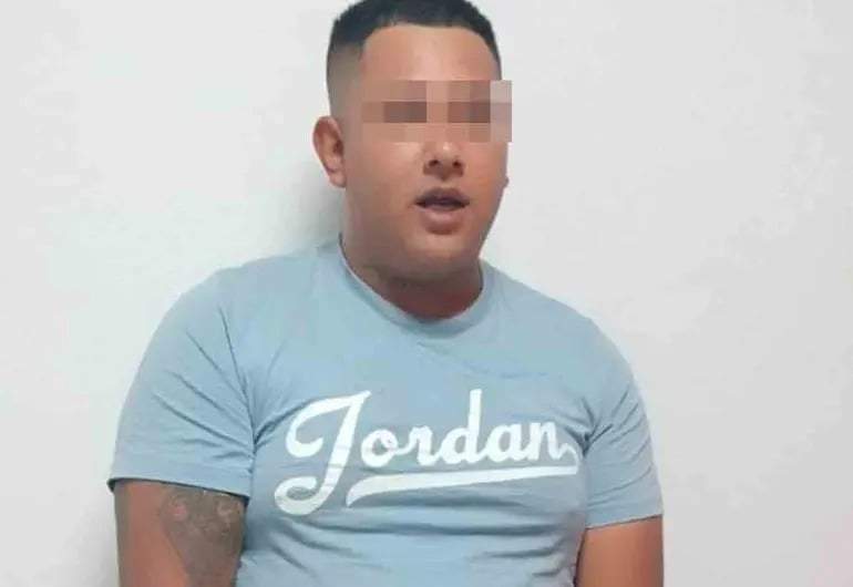 Detienen a presunto extorsionador y narcomenudista en la Cuauhtémoc