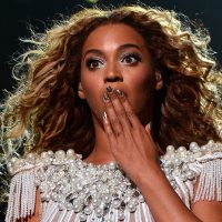 ¡Todos quedan sin aliento! Filtran fotos de Beyoncé antes de alcanzar la fama. ¿Seguro es ella?