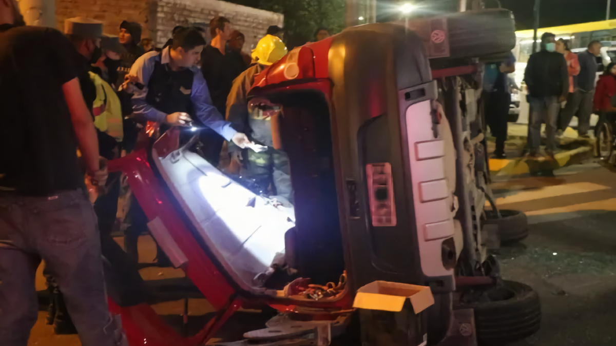 Accidente de tránsito en Neuquén. Fuente: (Twitter)