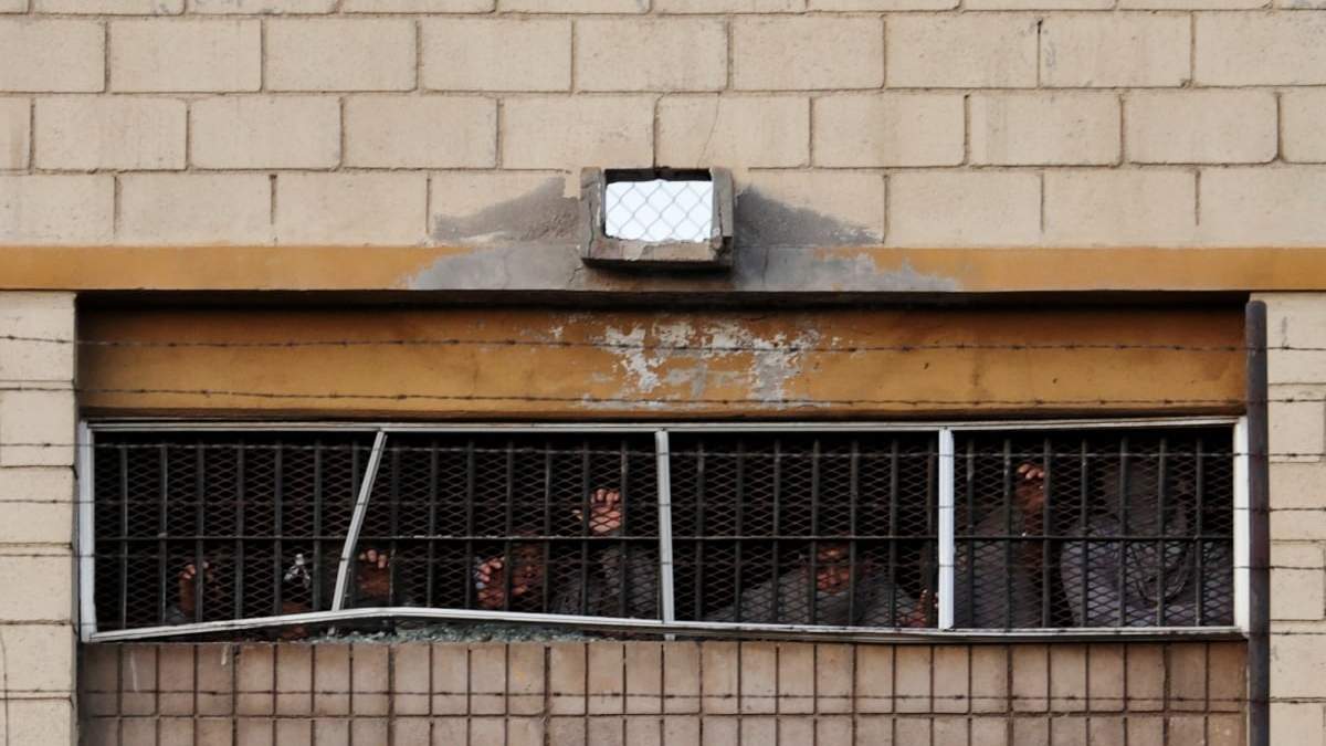 Se registra motín en penal de Mexicali.