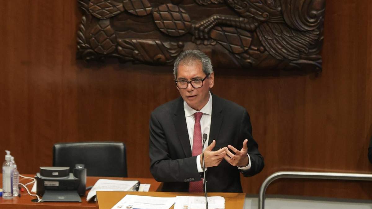 El secretario de Hacienda, Édgar Amador, compareció este miércoles ante el Senado
