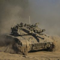 Hamás dice que negociaciones sobre tregua continúan y que su jefe militar sobrevivió a bombardeo