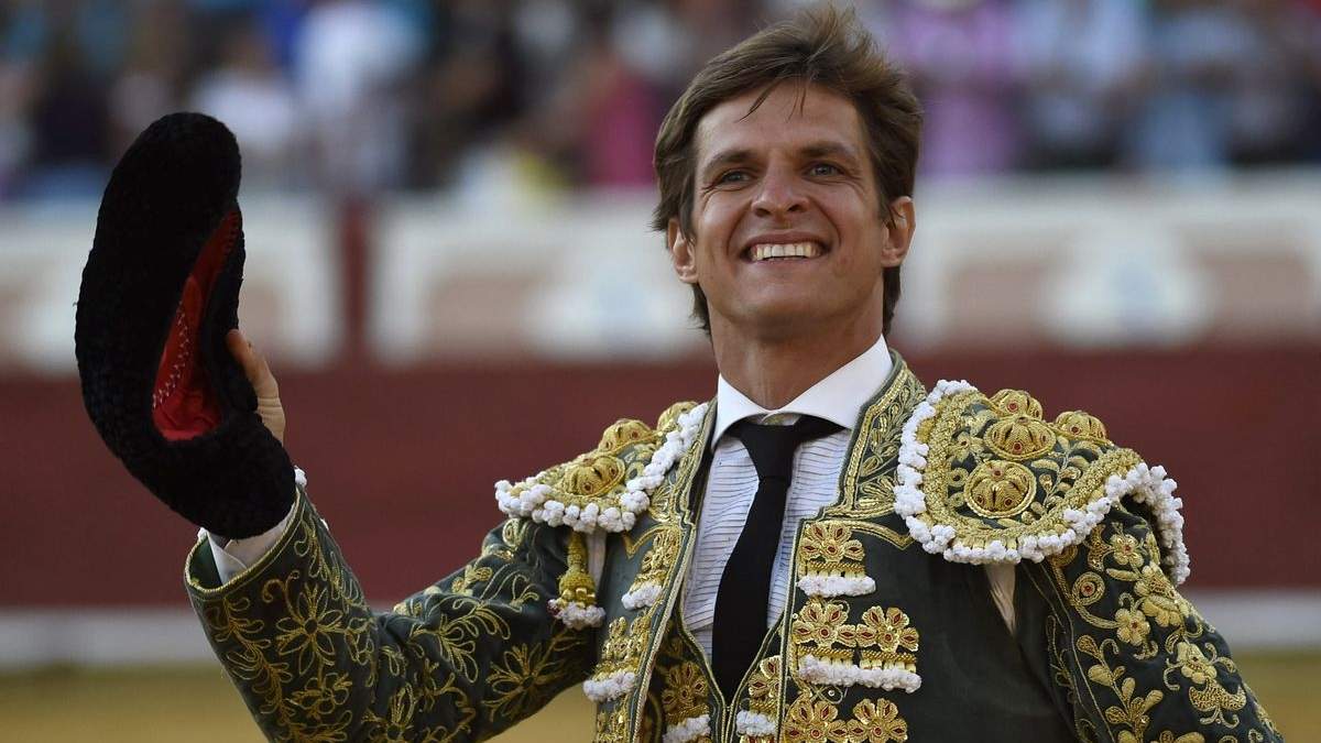 De 40 años, “El Juli” se retira tras haber dedicado 25 a la fiesta taurina