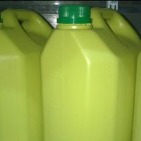 No tires más los bidones de lavandina y creá este canasto bien coqueto para el baño