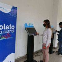 Marcos Koopmann presentó un proyecto para crear el boleto estudiantil gratuito