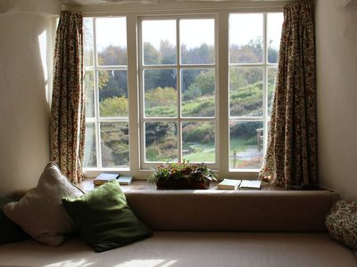 Si tu casa se siente pesada, no es casualidad: una experta en Feng Shui te cuenta qué puede estar fallando