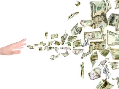 Fuga del dólar estadounidense: según el Banco Central, cada vez escapan más divisas