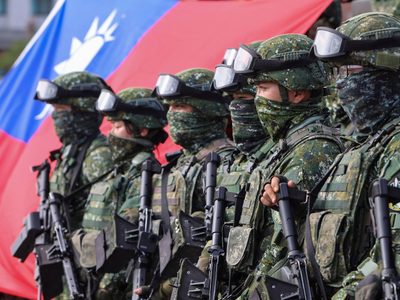 Taiwán dice que China envió 103 aviones de combate hacia la isla