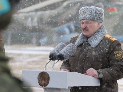 Lukashenko cierra filas con Putin y advierte que es "imposible" derrotar a Rusia y Bielorrusia