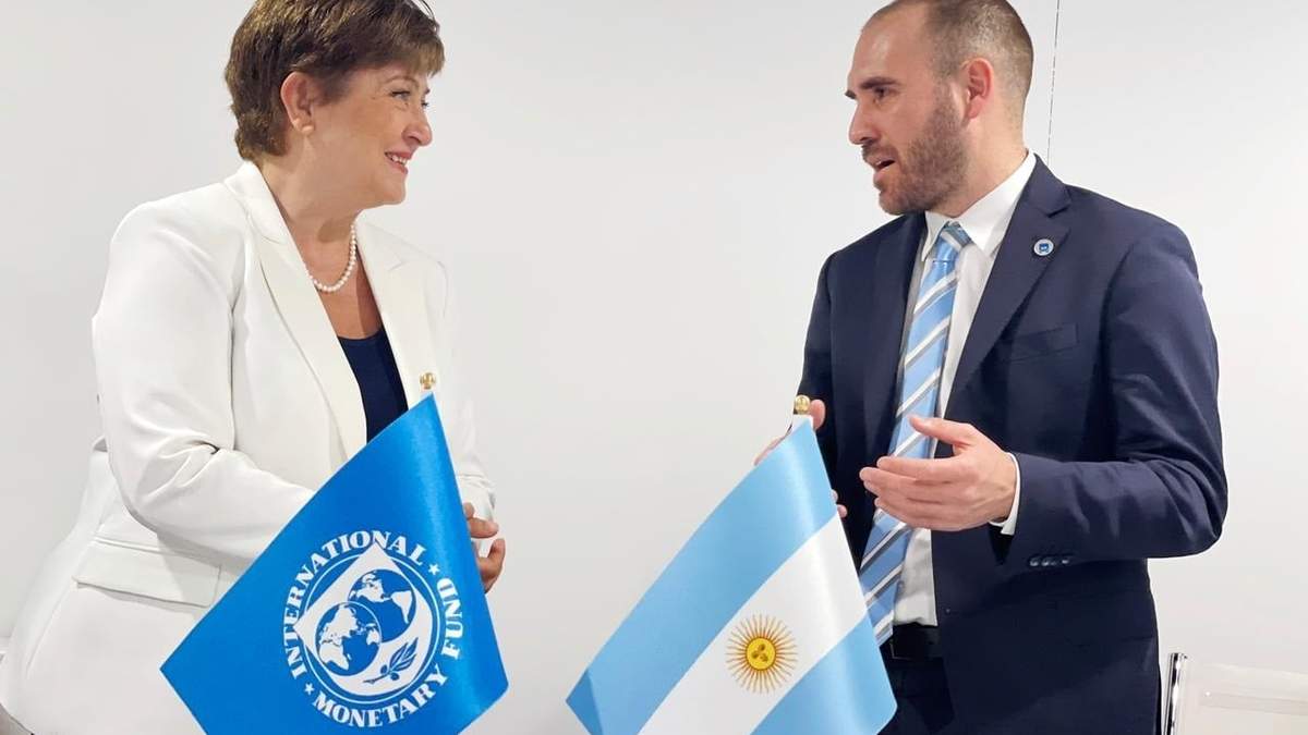 Martín Guzmán, ministro de Economía, y Kristalina Georgieva, titular del FMI. Fuente: (Twitter)