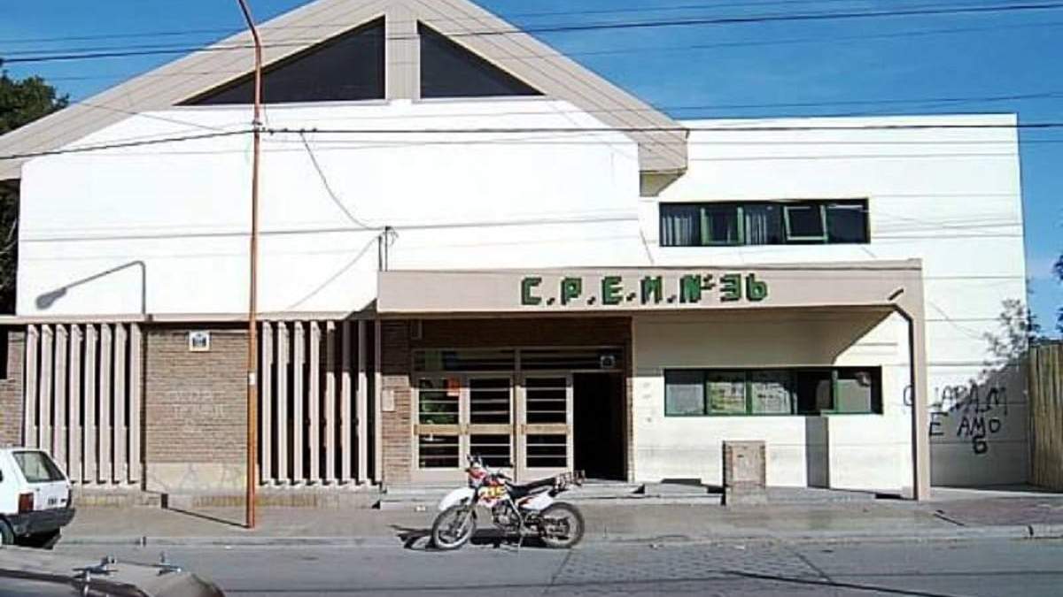 CPEM 36 de la Ciudad de Zapala. Fuente: (Facebook).