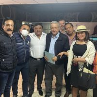 "No es para decir que los 10 mil pesos no son suficientes”, dice AMLO a damnificados de Tula